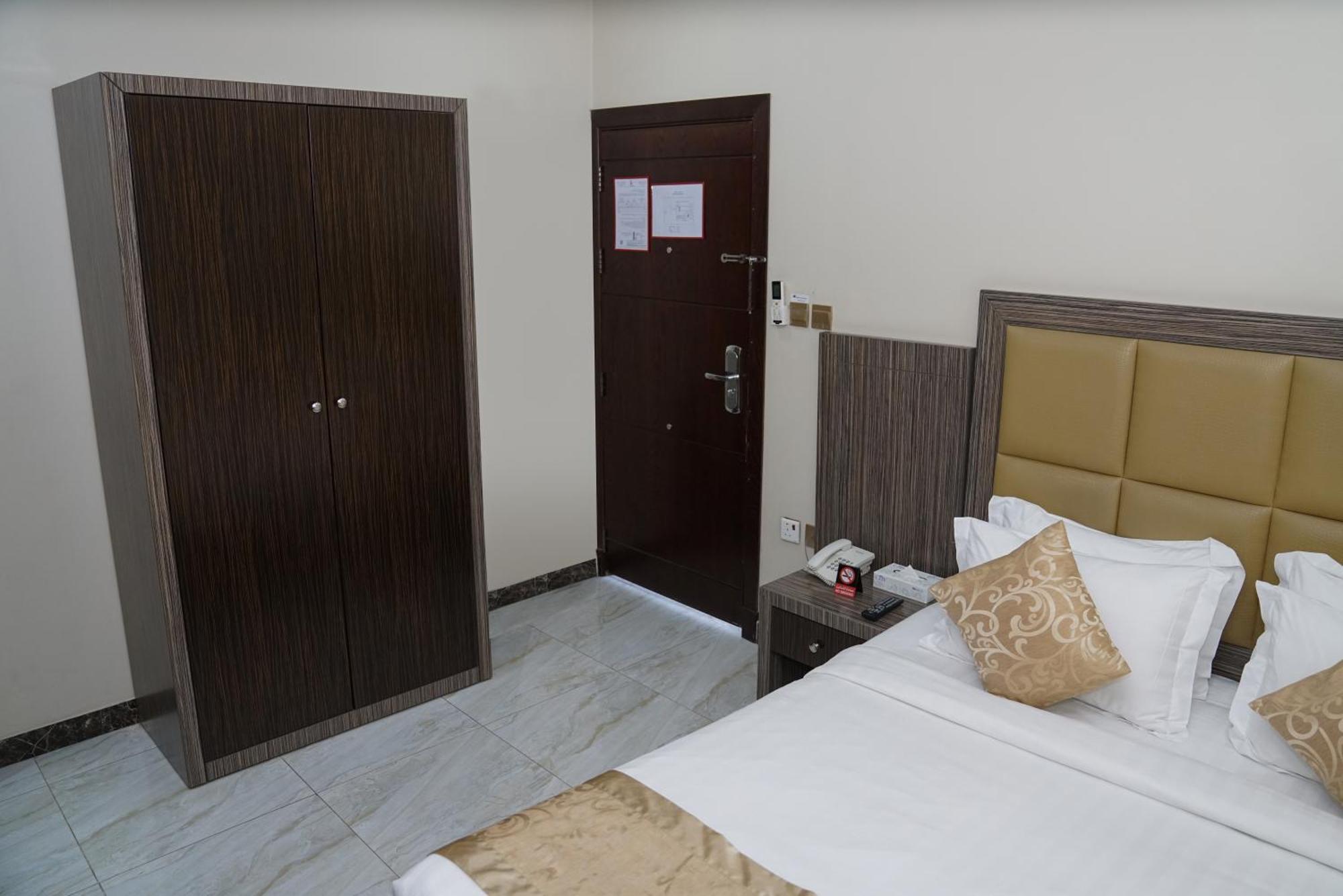 Aparthotel La Rive & Dammam