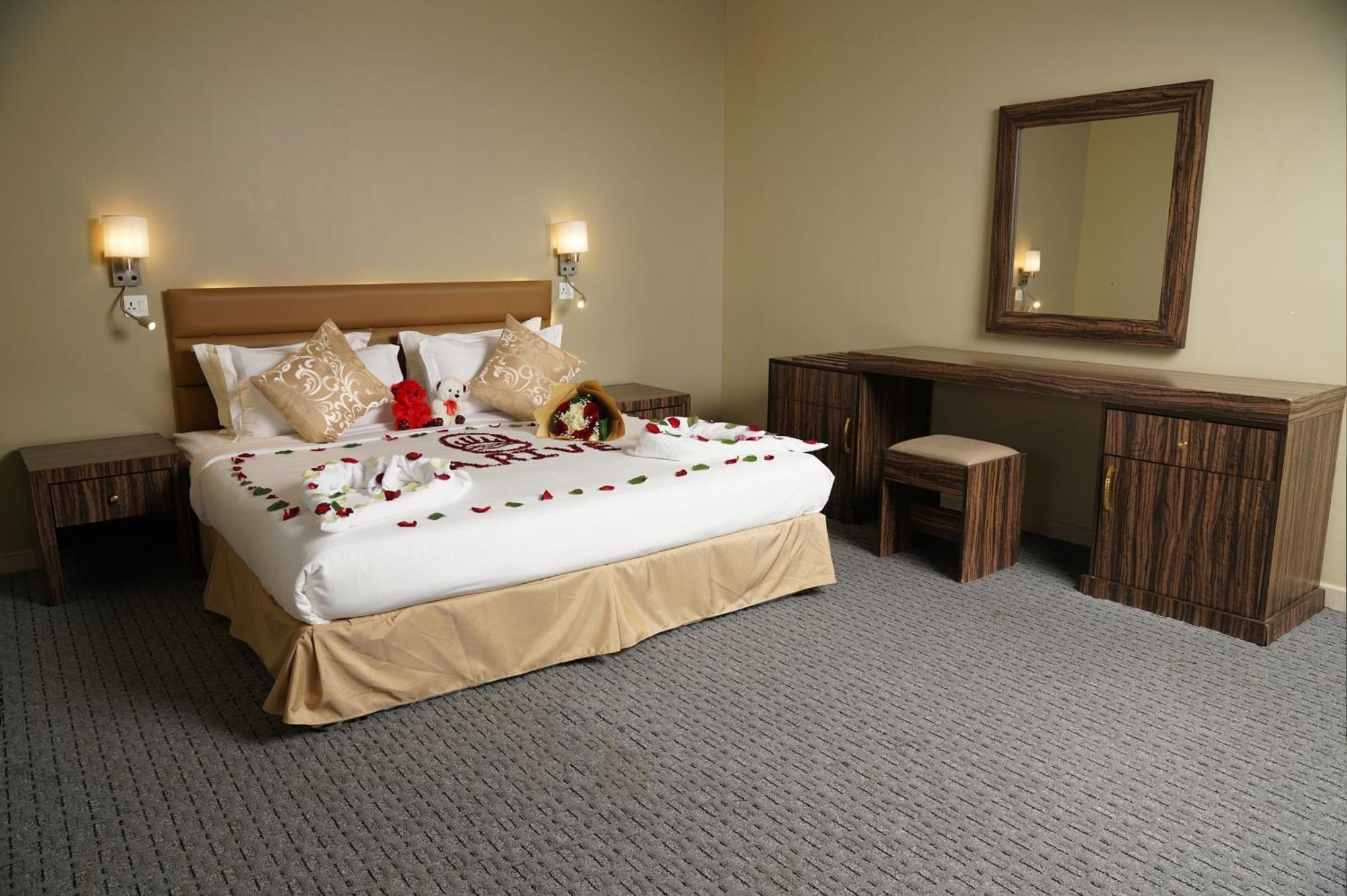 La Rive &